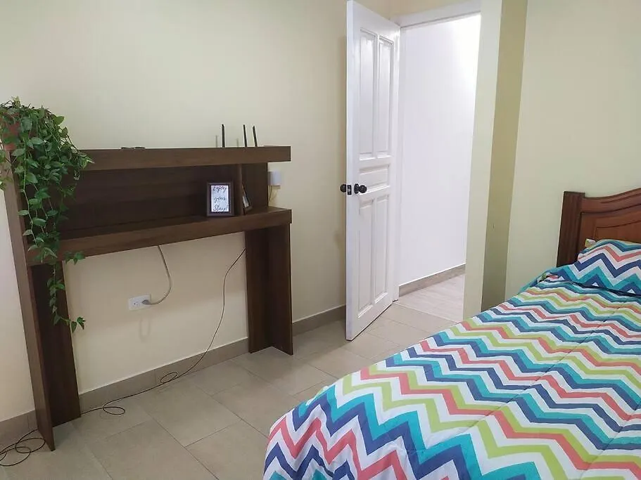 شقة Casa Privada En La Mitad Del Mundo كويتو 0*,  الإكوادور
